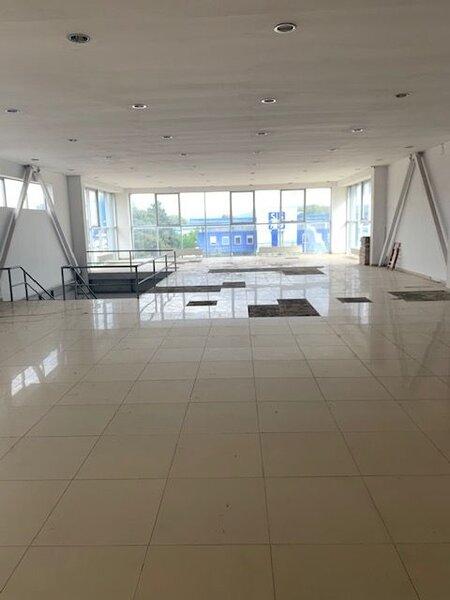 Calea Republicii spatiu industrial - hala de vanzare