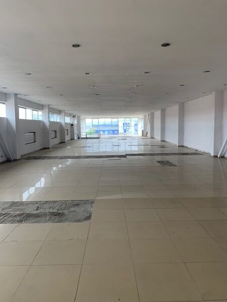 Calea Republicii spatiu industrial - hala de vanzare